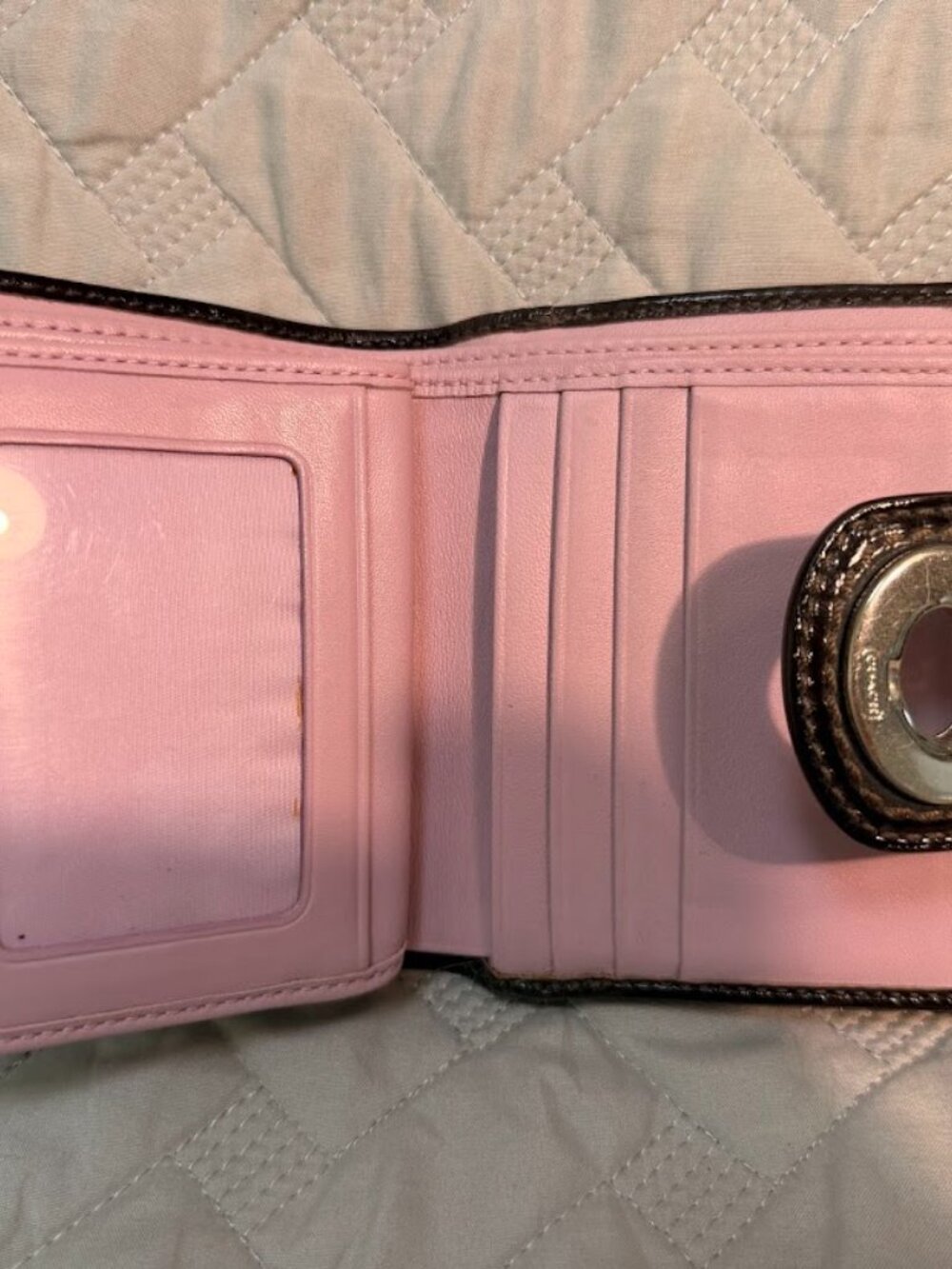 Coach Signature Brown Jacquard Compact Wallet Pink Interior - Picture 2 of 6